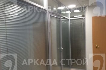 Алюминиевый профиль является основой, на которую крепиться заполняющий материал